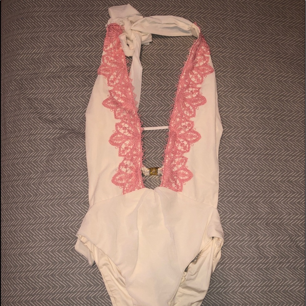 One piece swimsuit